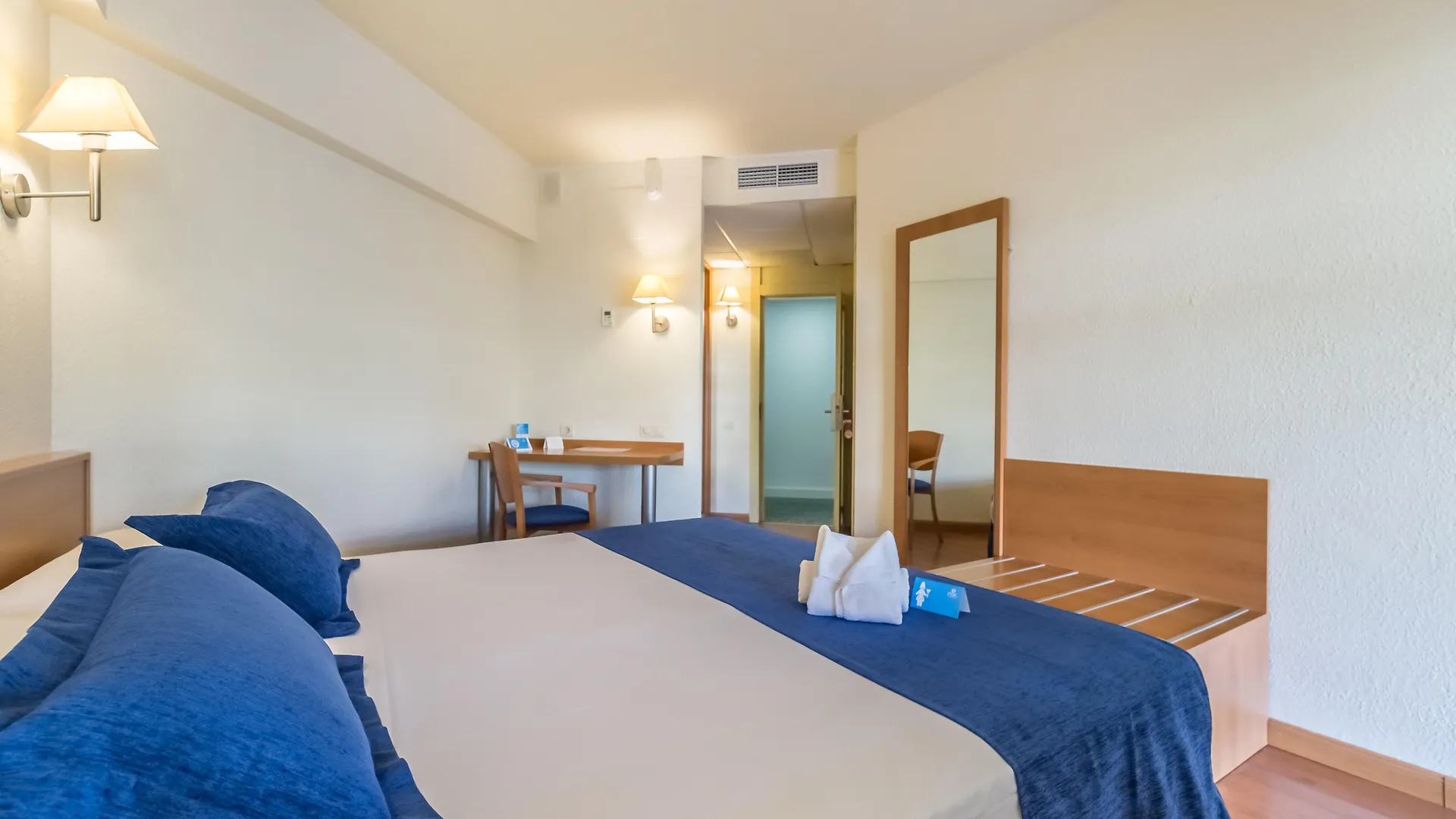 Hotel Aluasun Lago Rojo (Adults Only) Torremolinos